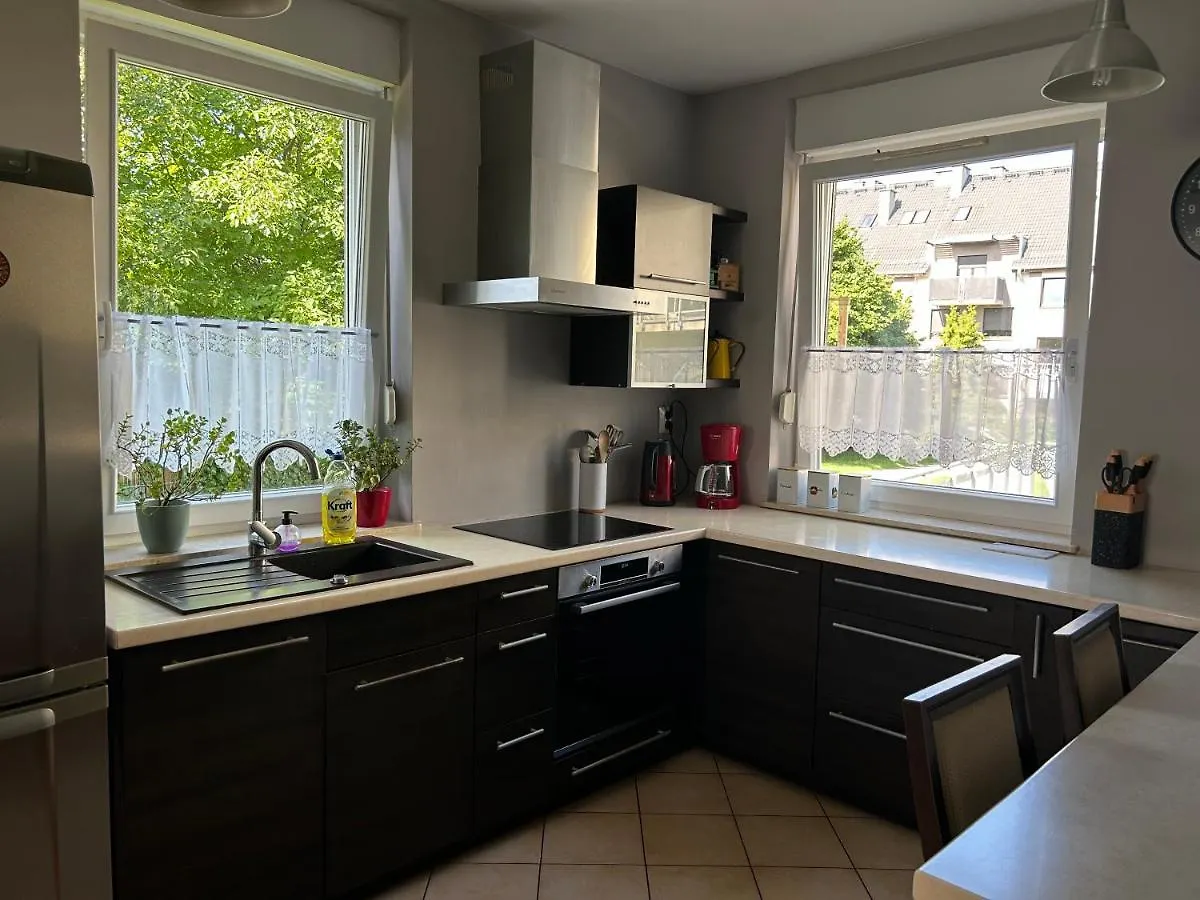Quiet Enclave Near The Airport Apartment Wroclaw